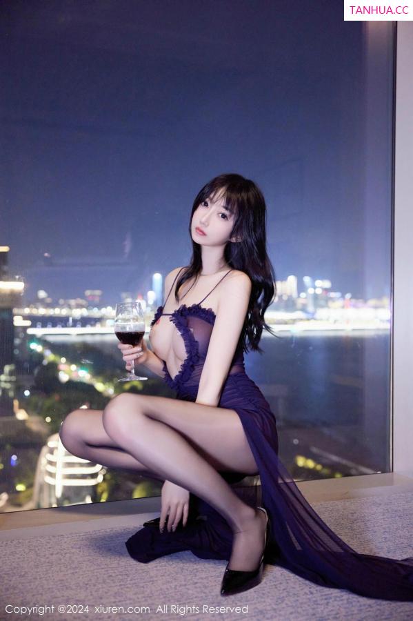 玥儿玥  [XiuRen]高清写真图 2024.10.25 No.9344 玥儿玥er 杭州旅拍第14张图片